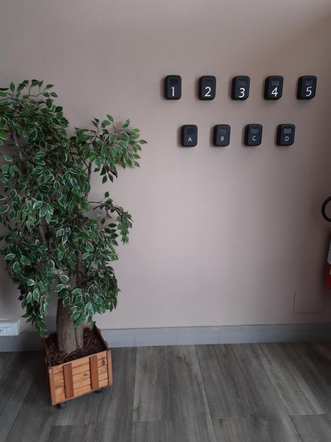 Stop&Go Suites And Apartments مارانيلّو المظهر الخارجي الصورة